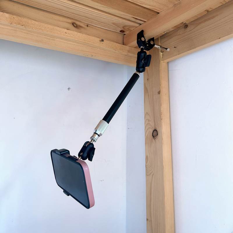 蟹钳夹金属伸缩杆宿舍上