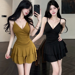 性感吊带连衣裙带胸垫夜店女装新款技师工作服低胸露背收腰短裙子
