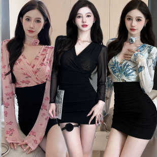 名媛气质包臀连衣裙秋季新款低胸性感夜店女装修身显身材技师工衣