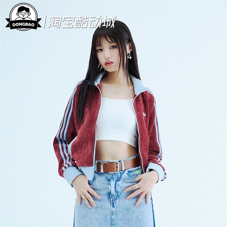 蛇年新年款复古丝绒外套