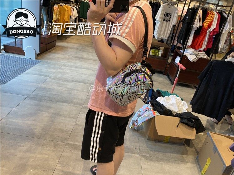 Adidas三叶草休闲运动双肩包