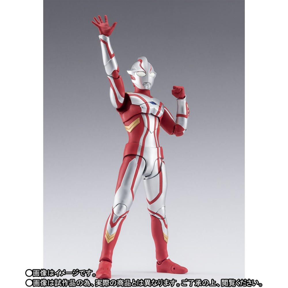 万代 SHF 梦比优斯奥特曼 Mebius 日比野未来 小梦 可动手办