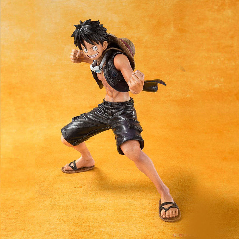 万代 Figuarts ZERO 海贼王 FILM剧场版GOLD 黑衣 路飞 手办