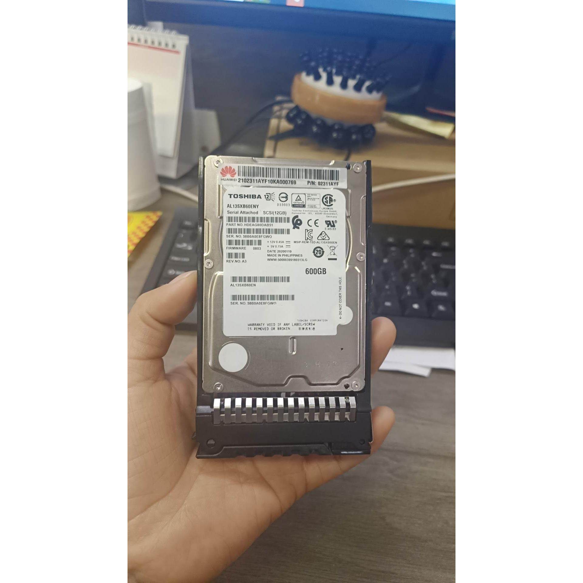 议价!华为600g 15k 2.5 sas 机器原拆硬盘