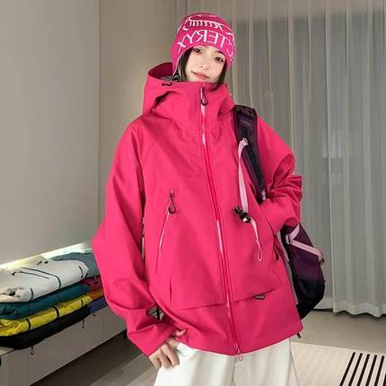 HOTSSS软壳薄绒冲锋衣男女春秋冬三合一户外压胶防风防水羽绒外套