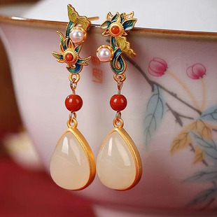 复古珐琅镀金镶嵌仿和田白玉南红耳环气质百搭宫廷风景泰蓝耳饰女