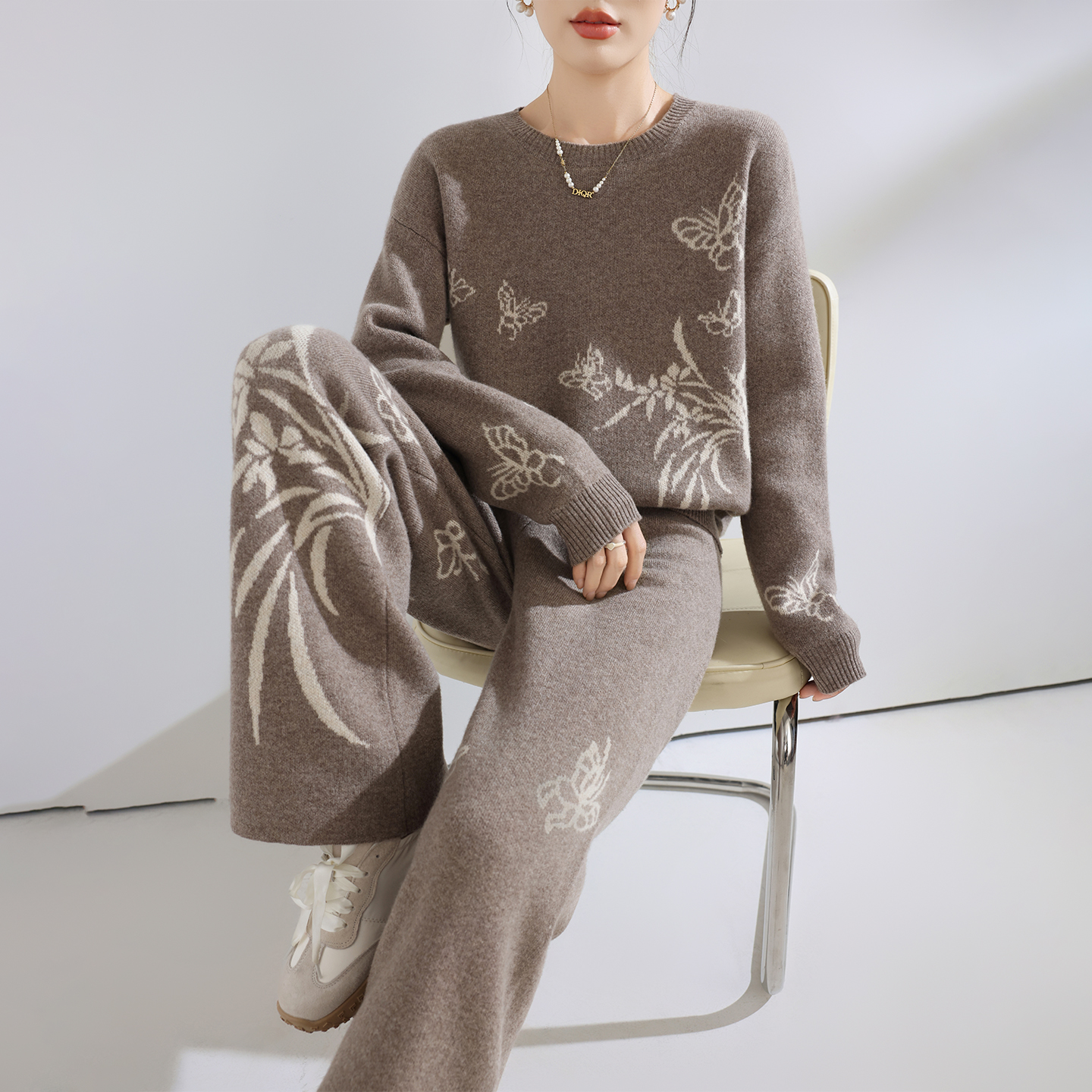 秋冬高端时尚提花纯羊毛套装女圆领优雅宽松羊毛衫阔腿裤两件套厚