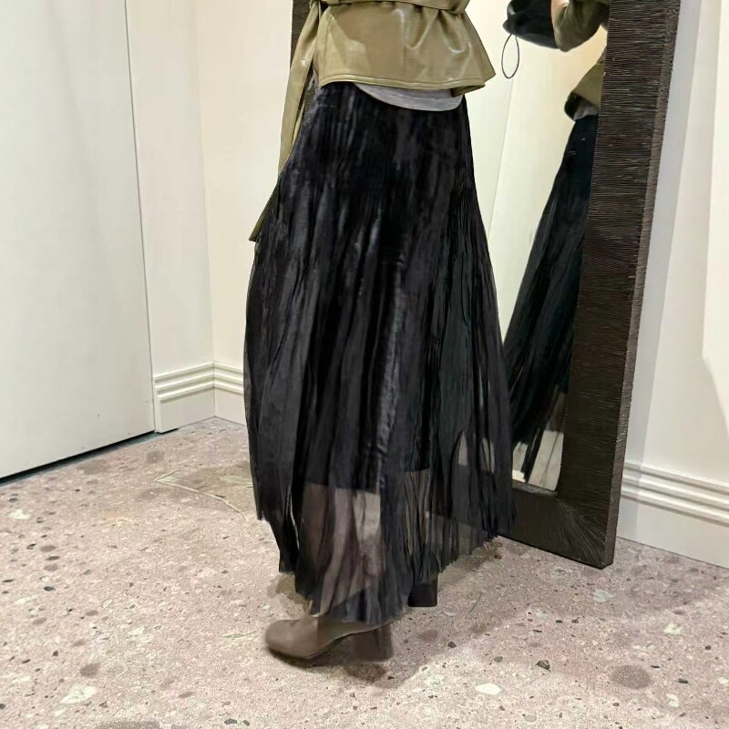 欧洲站2026春季新款欧货时尚松紧腰褶皱宽松黑色半身裙百搭长裙女