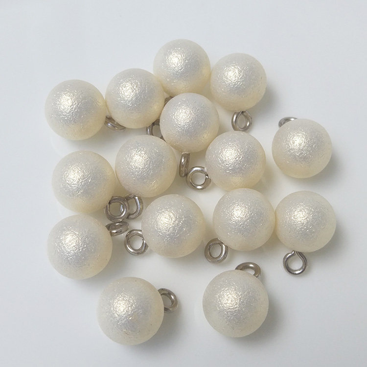 高档皱皮闪银珍珠扣米白色衬衫裙子毛衣纽扣圆球形带脚环小号扣子