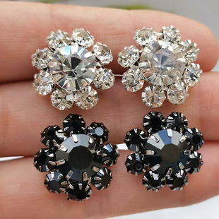 新品烧焊水钻衣服装饰纽扣18MM花朵形爪钻金属水晶扣子镶钻钮扣