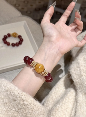 天然鸽血红草莓晶手链女款