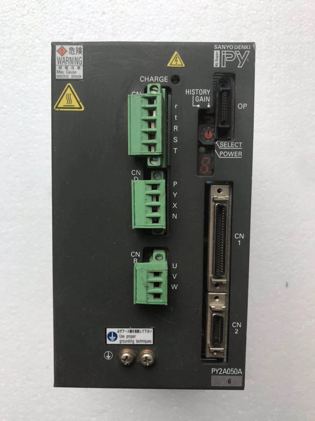 议价直拍不发:三洋伺服驱动器py2a050a6实物图 包好