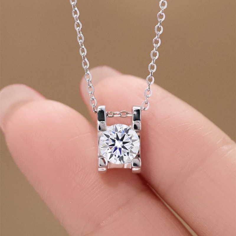 S925纯银精致四爪牛头款钻石项链项链单钻轻奢高级锁骨链女