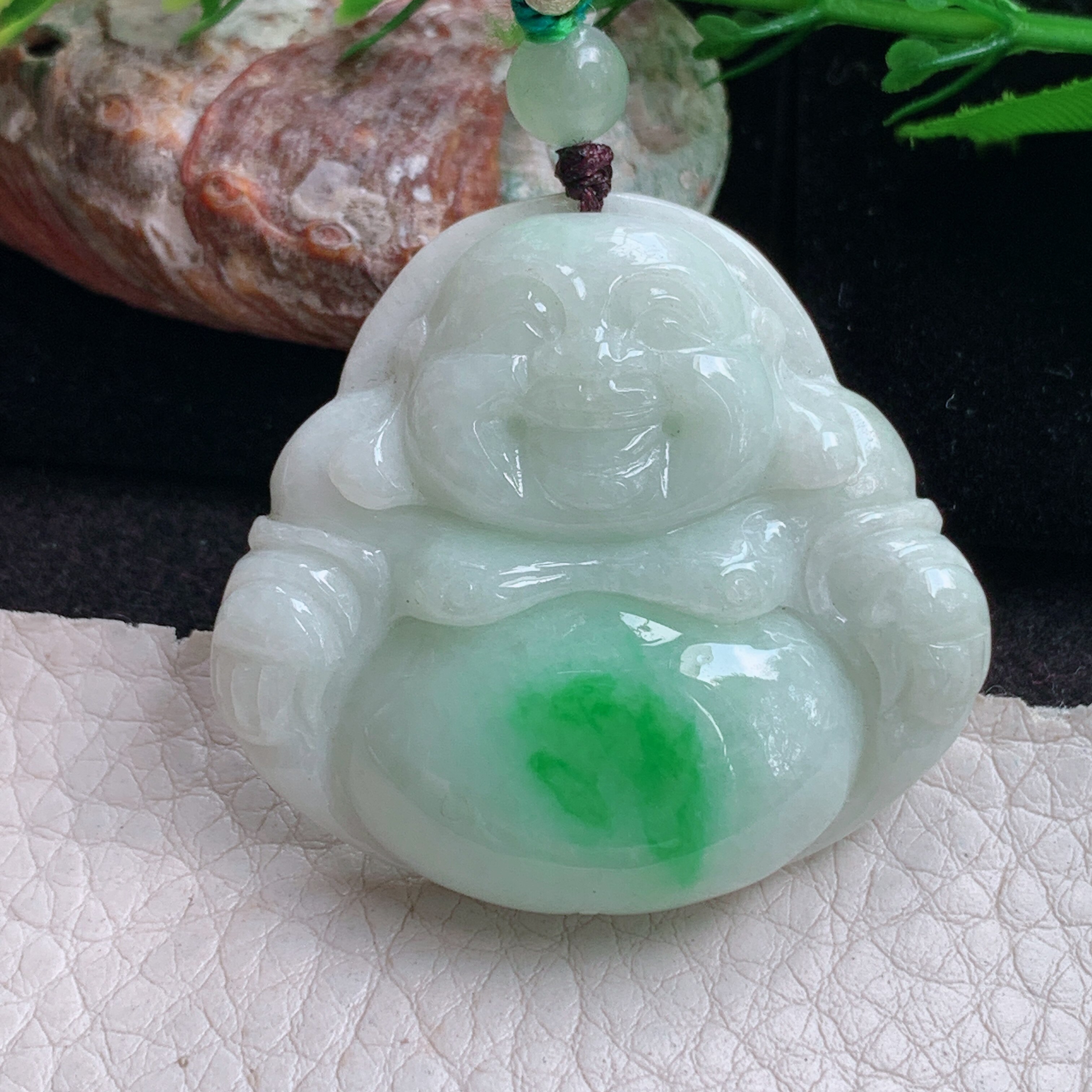 zen实拍38 41*9缅甸翡翠飘阳绿大佛公吊坠白底青弥勒佛毛衣坠