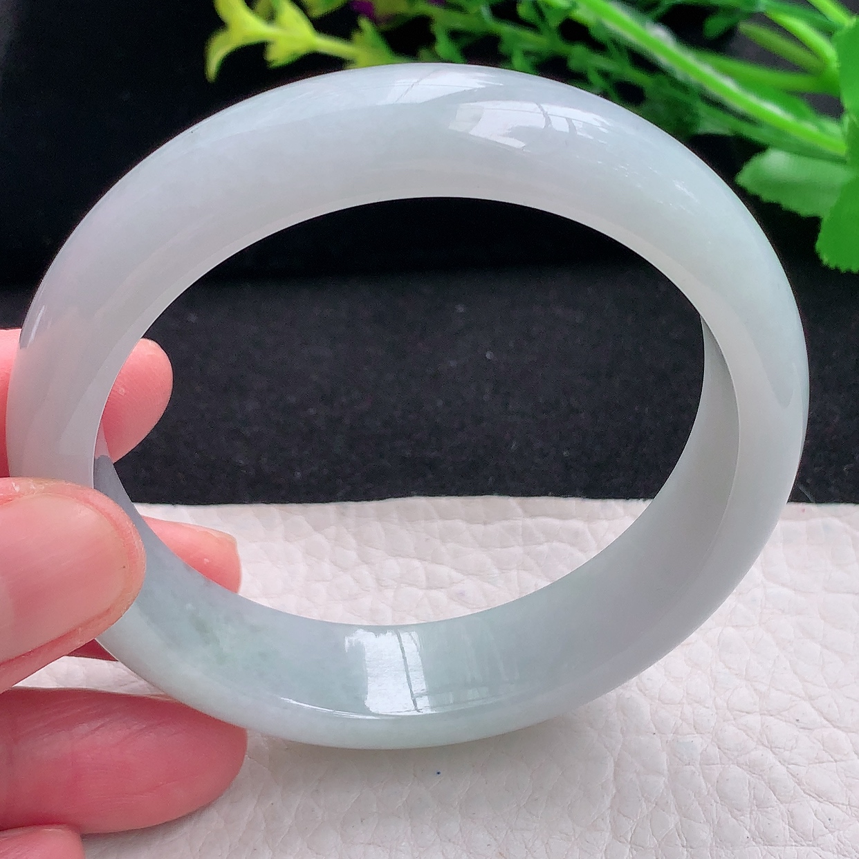 js自然光58*14.3*7.8平安镯 天然缅甸翡翠a货清新宽边珠宝玉手镯