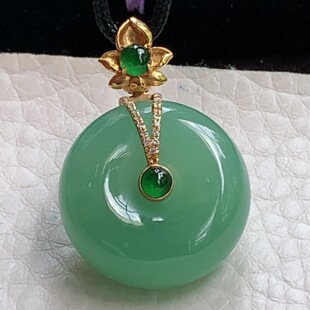 9缅甸翡翠平安扣冰绿面包扣 18k金镶嵌玉扣玉吊坠 zzx实拍30