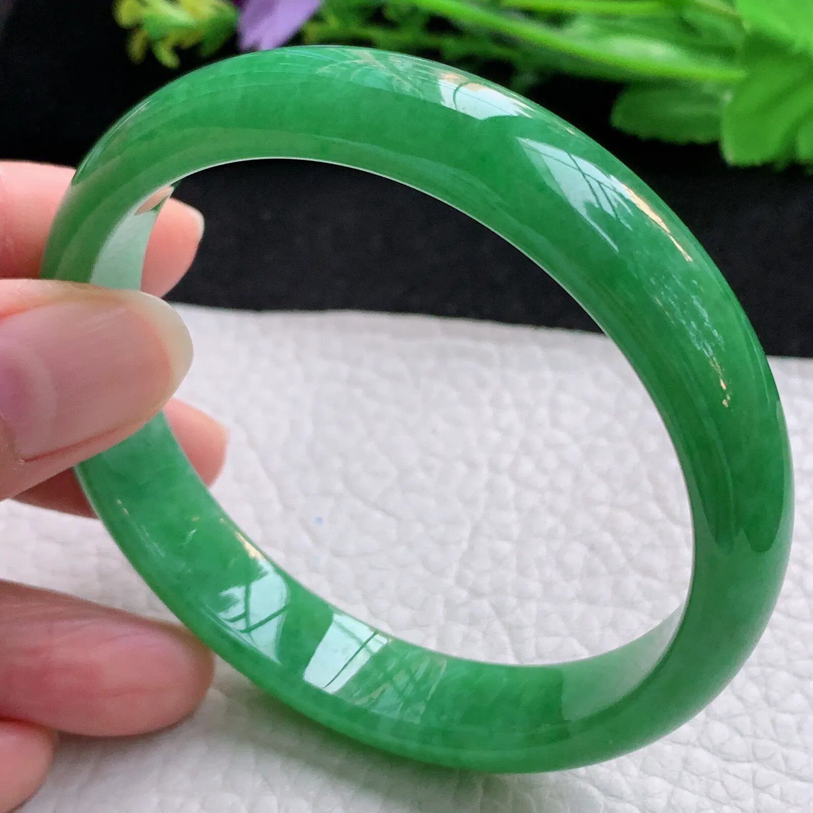 nr自然光59.5*12.3*7平安镯 翡翠a货玉手镯高雅满绿宽边玉手环