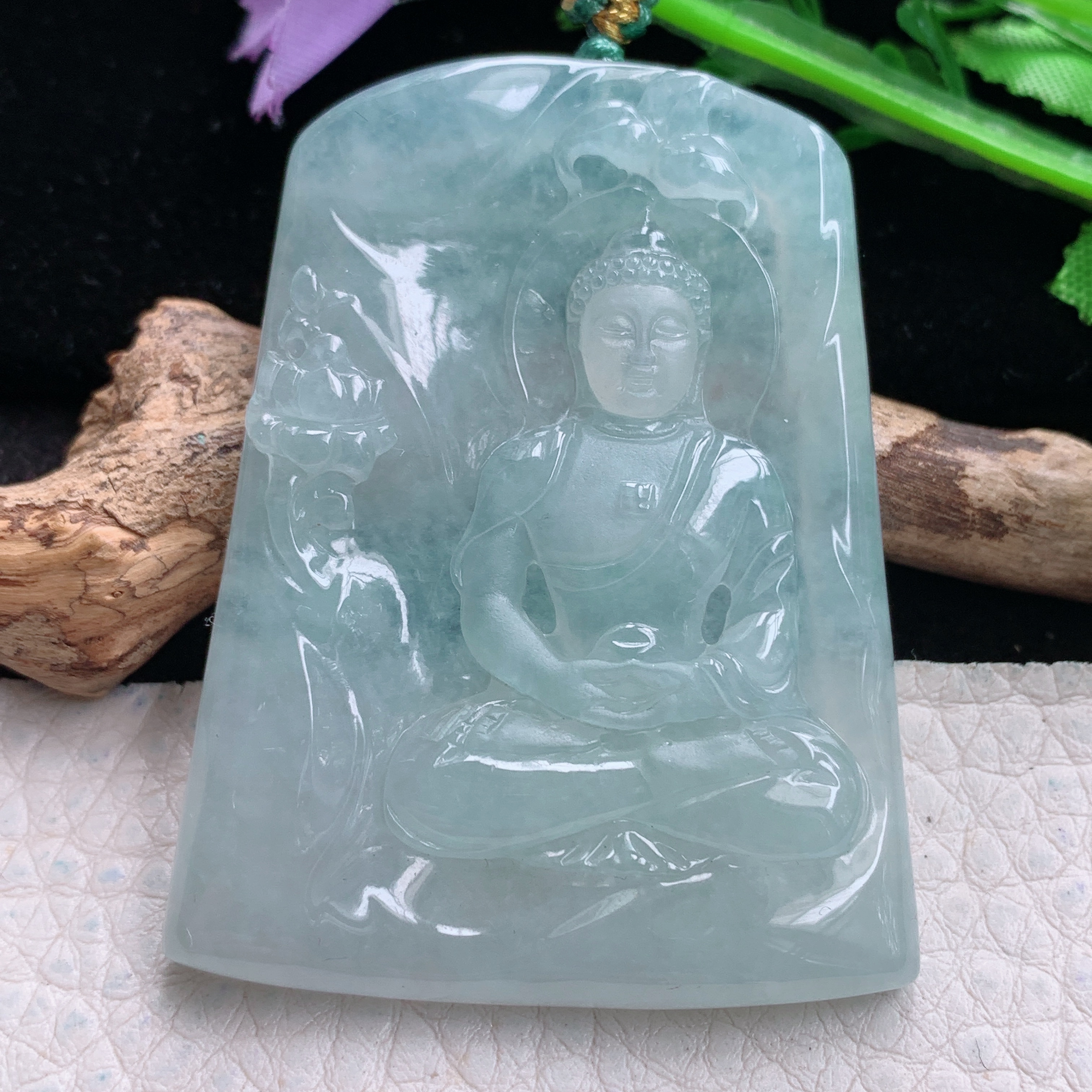 yn实拍53.2*41*5.6缅甸翡翠a货精雕冰晴大日如来佛祖玉吊坠玉挂件