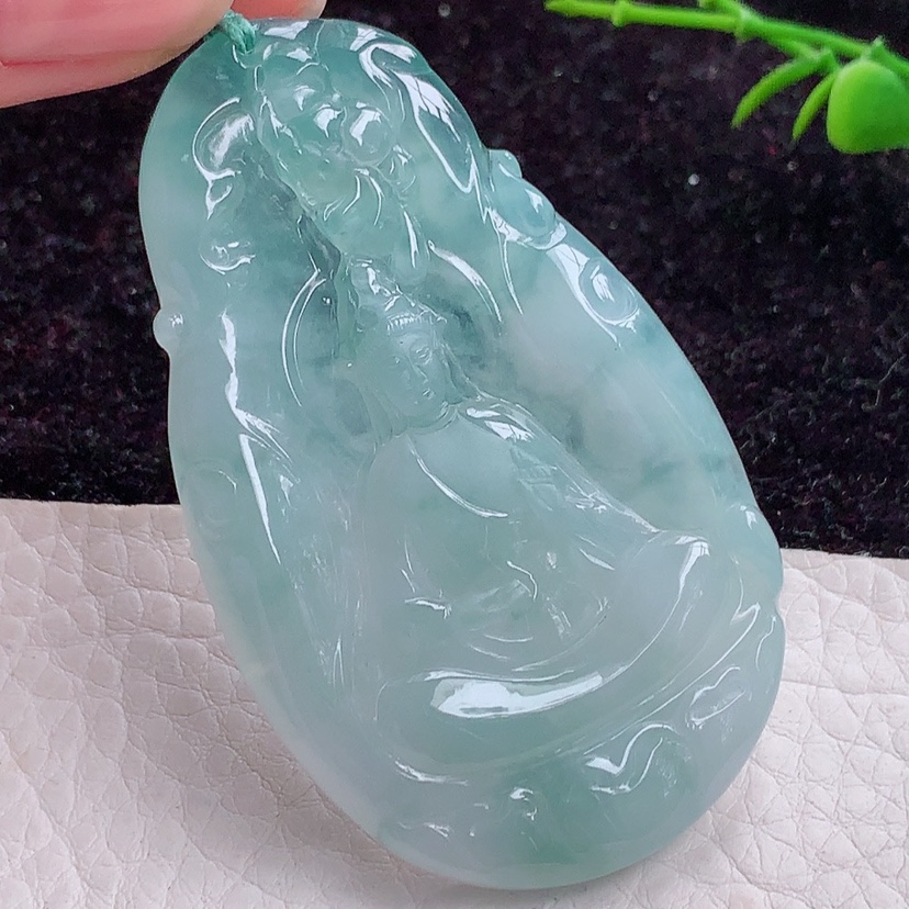yn实拍 缅甸翡翠A货精雕冰胶素衣观音菩萨吊坠64.3*38.6*5.5mm