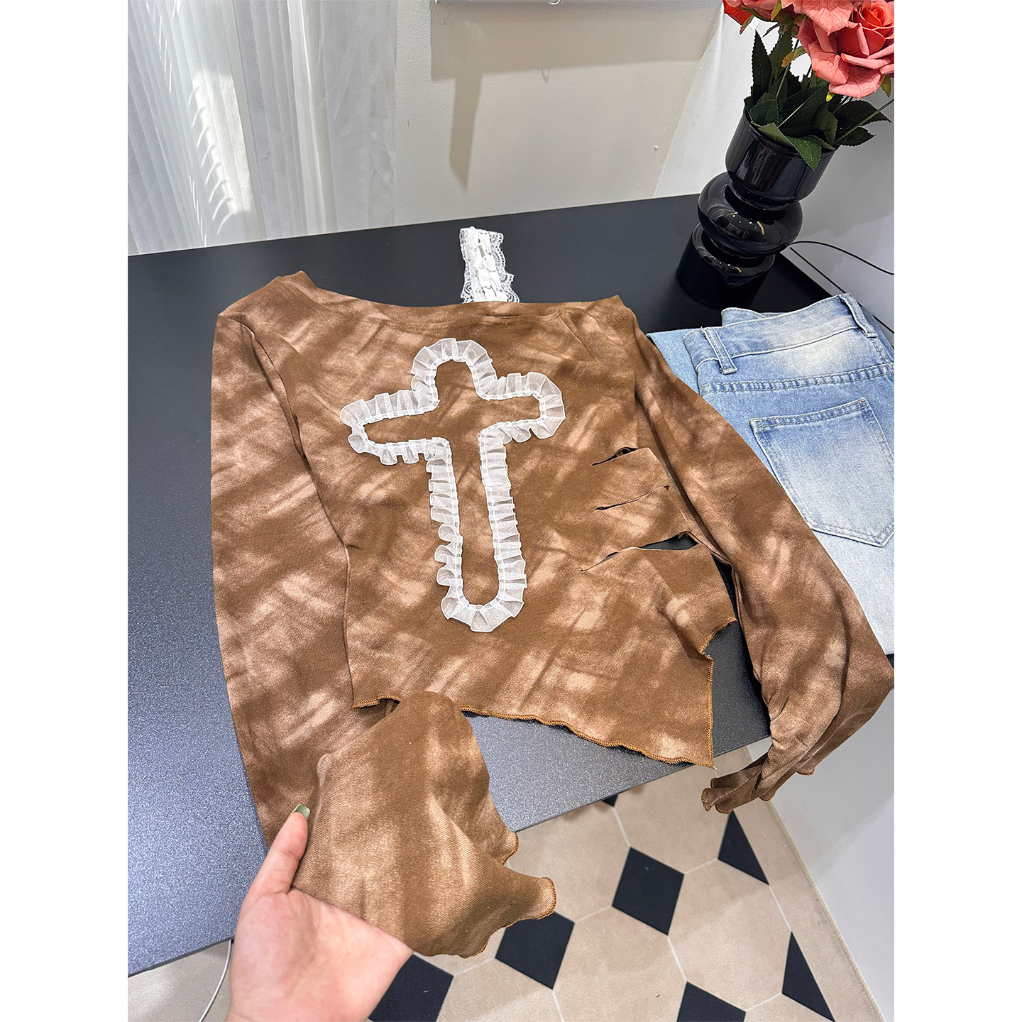 美式复古蕾丝拼接长袖T恤