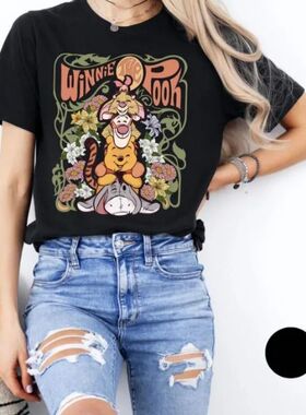 Women's Cute Cartoon Winnie the Pooh Printed Round Neck Long