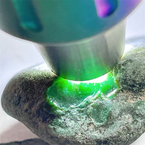 缅甸后江老坑翡翠原石色料32克