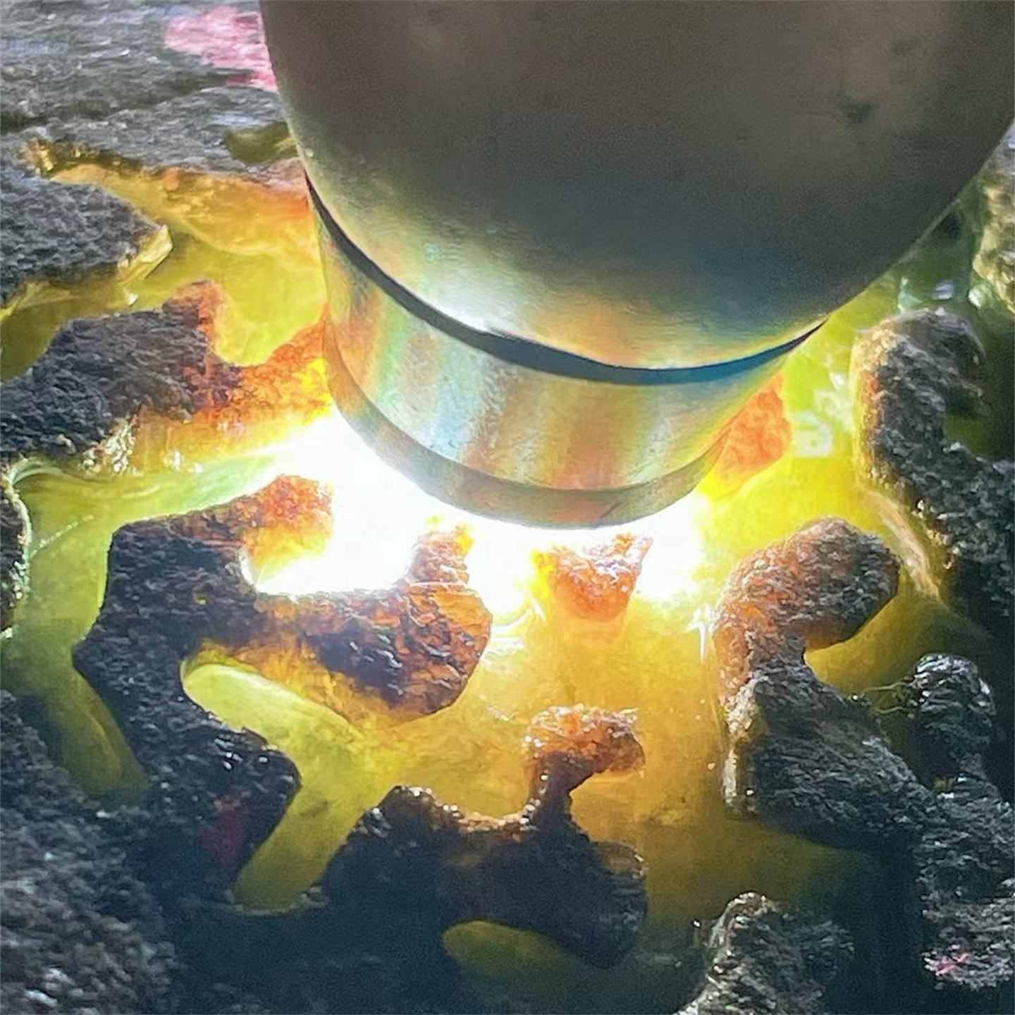 AA13434缅甸天然翡翠原石老坑莫西沙场口开窗手镯料 重13公斤