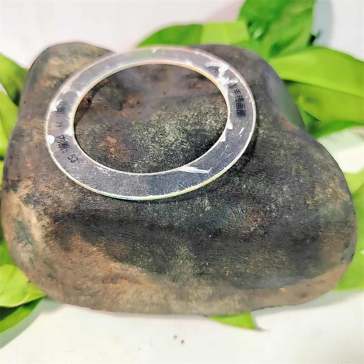 A80948 缅甸天然翡翠原石老坑莫西沙场口开窗手镯料 重2.5公斤