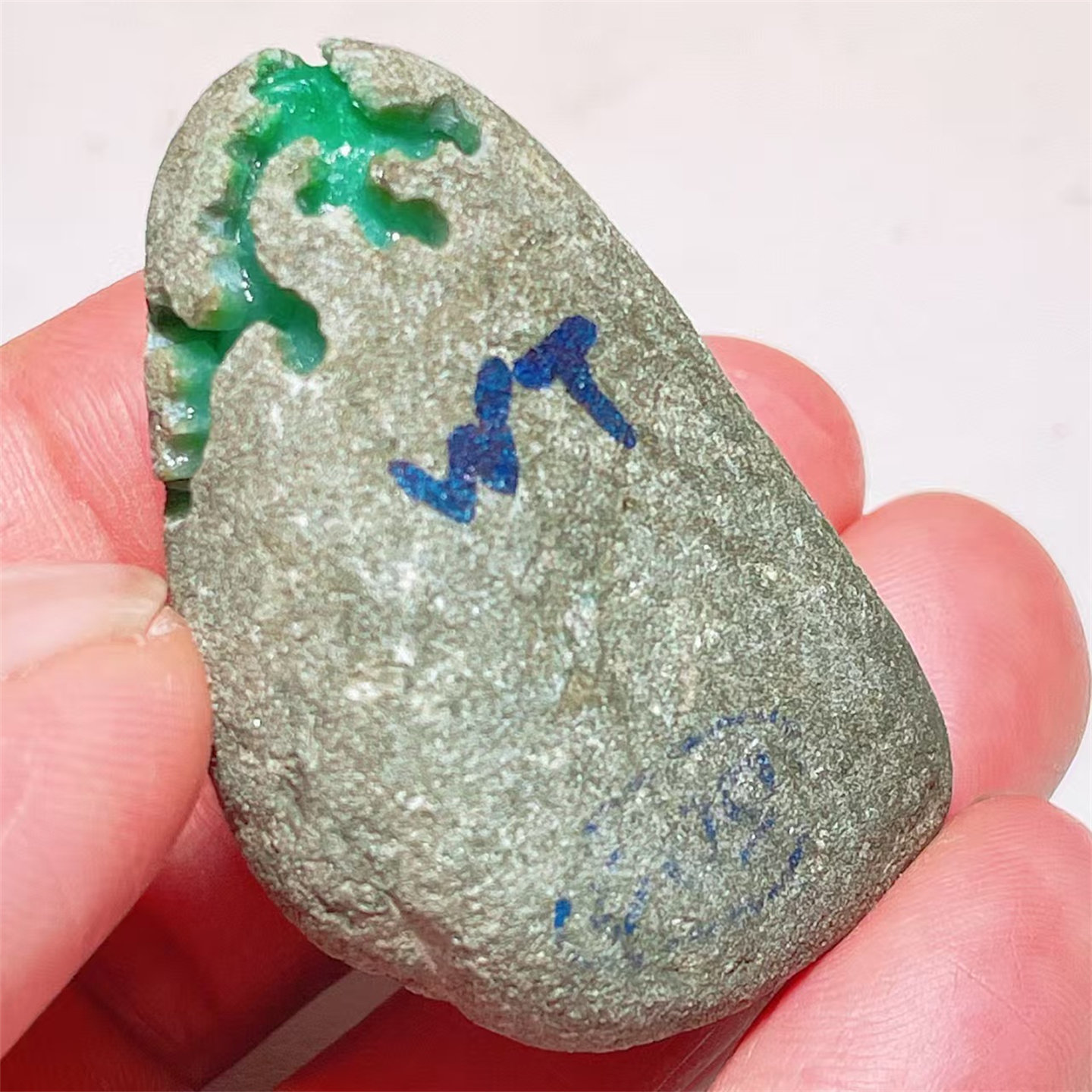 A32 精品缅甸天然翡翠原石老坑后江场口色料牌子戒面料  重55克