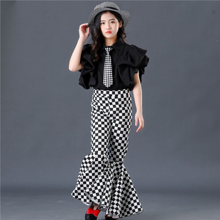 演出服摇滚喇叭裤走秀个性儿童风女童服机车复古T台潮服港风时尚