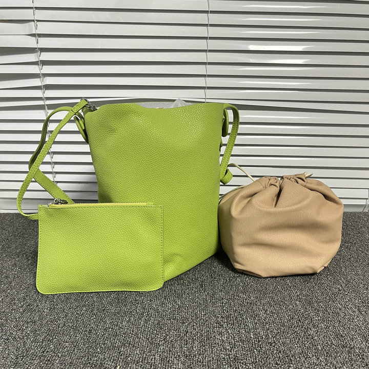 真皮牛皮水桶包女包斜挎包单肩包