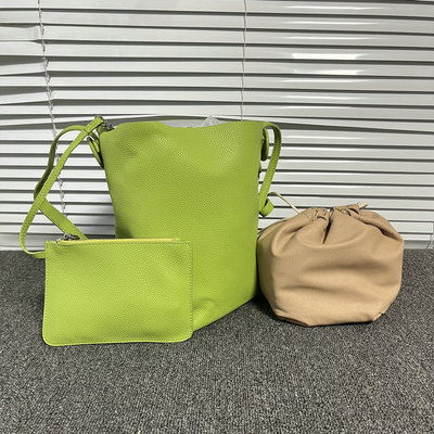 真皮牛皮水桶包女包斜挎包单肩包