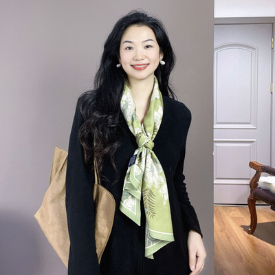绿色双面羊毛真丝丝巾女小长条2025新款时尚洋气高档护颈小围巾