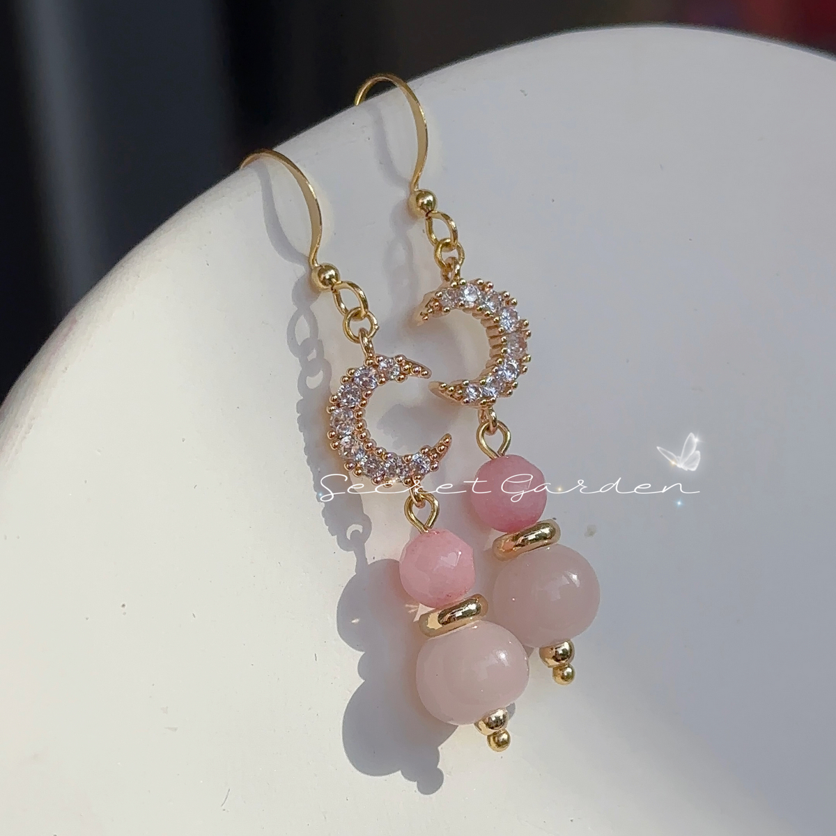 石头的日记 古典温柔瓷质感古法琉璃珠天然石铜镀金镶钻月亮耳环