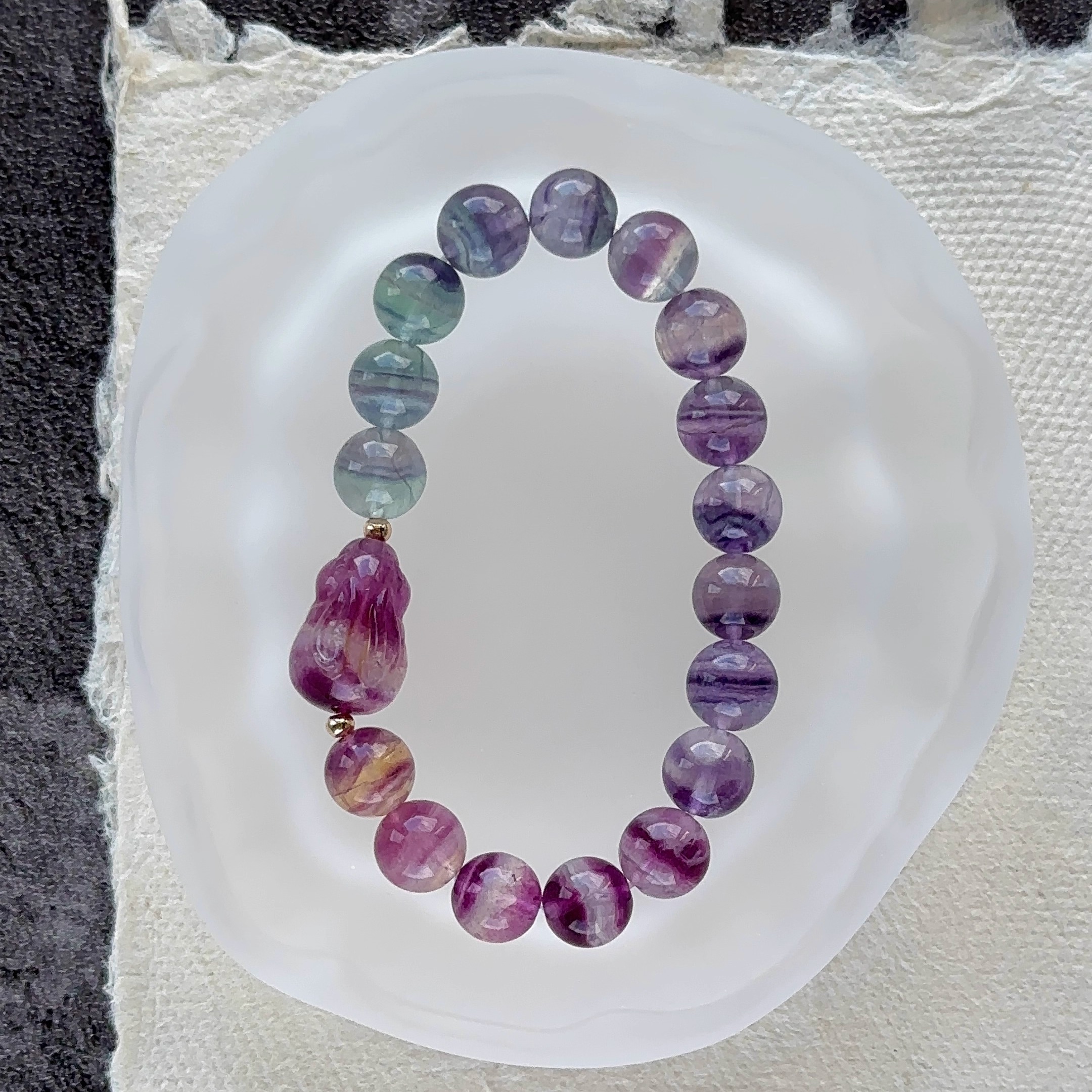 独角兽千层感萤石水晶兔子雕刻手串