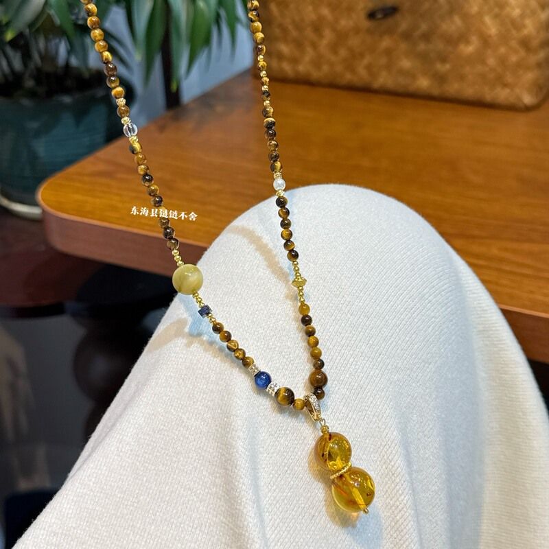 天然虎眼石项链搭配蜜蜡花珀吊坠葫芦叠戴款项链双层叠戴虎眼石