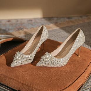 绝美主婚纱婚鞋新款法式浅口高跟鞋格利特珍珠水晶鞋尖头亮片单鞋