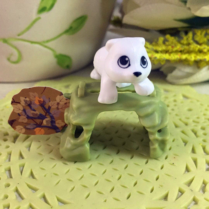 健达奇趣蛋拆出的小玩具拼图白熊黑熊猴子狮子大象玩偶摆件