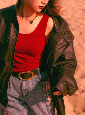 vintage经典魅力暗红复古90年代宽肩带U型领上衣年代感好搭配