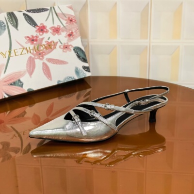 8739/3CM牛皮清仓撤柜断码处理细跟时装凉鞋修面皮夏季时装包头浅