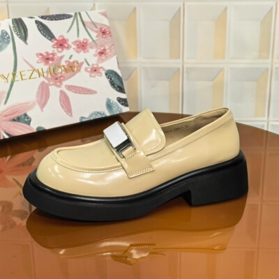 4435/5CM开边珠断码撤柜清仓处理秋季一脚蹬女鞋皮鞋搭扣秋季夏季