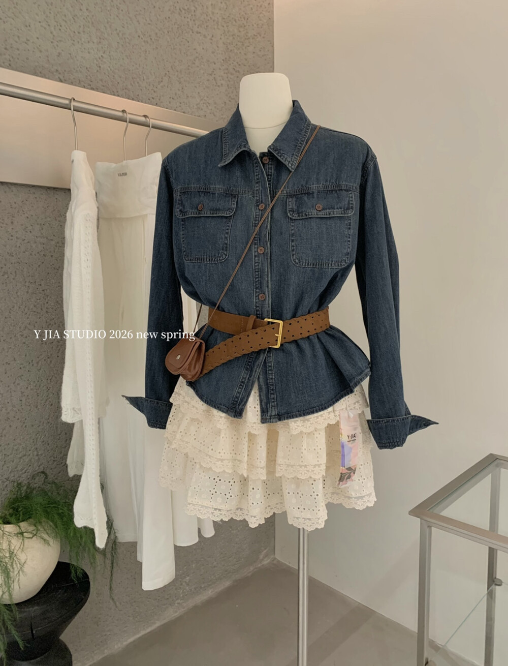 Y.JIA 伊嘉韩系复古水洗牛仔衬衫+镂空花边蛋糕半身裙套装配腰带