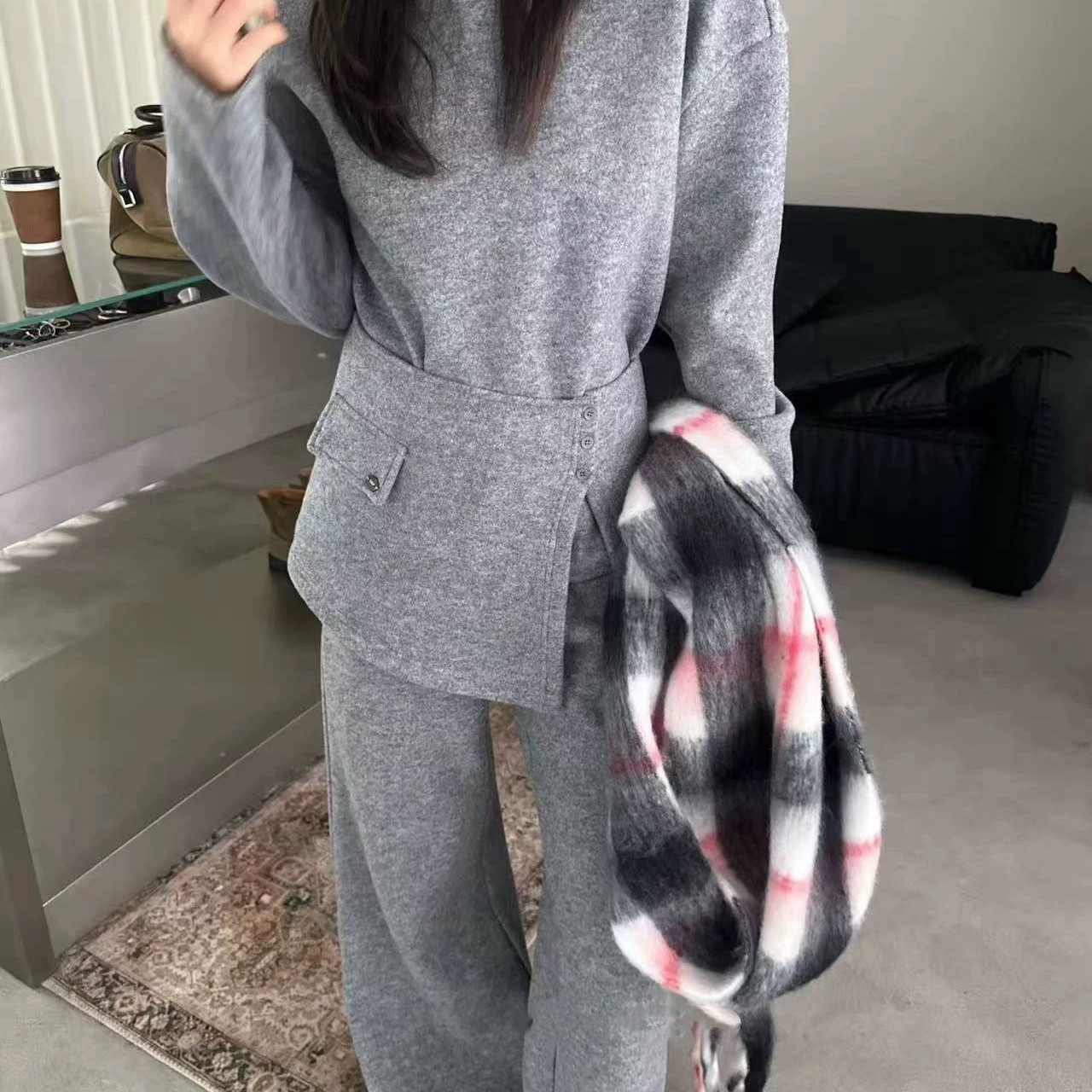 一起圆领宽松套头卫衣+松紧腰休闲裤加绒套装(配屁帘)26606