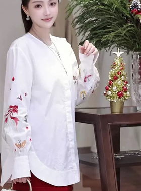 一起26早春新款高端品质无痕刺绣钉珠泡泡袖款式遮肉衬衫40407