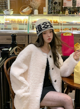 一起羊毛羊剪绒外套女25冬季新款圆领羊毛外套（含100羊毛）25542