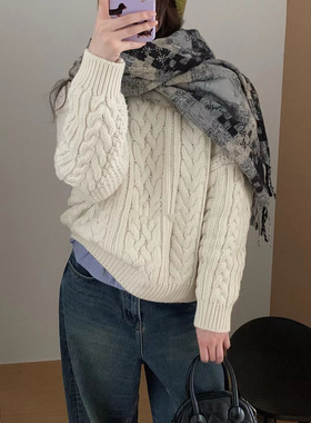 一起圆领宽松百搭纯色保暖毛衣OU2003