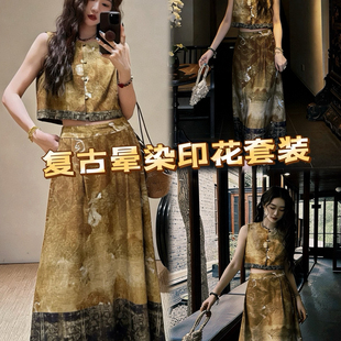 一起-26年春上新复古民族风印花慵懒马甲+半身裙套装176458299