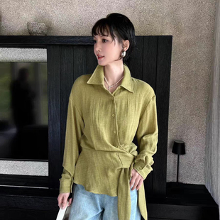 30205 一起夏上新重磅定制汉麻设计感系带显白苔藓绿衬衫
