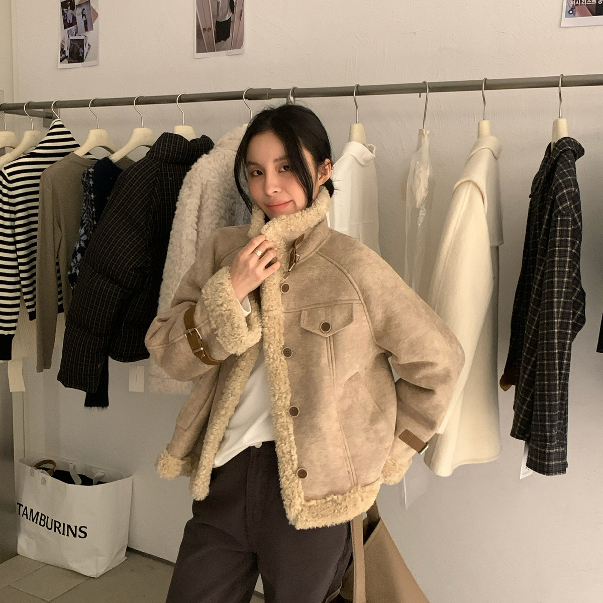 一起家韩标BUTTER｜韩系复古甜酷拼接仿皮毛一体短外套YS1-B2117