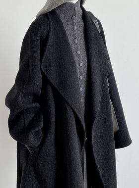 一起这款深灰色短款羊毛外套(配腰带)(含100澳毛)25090866741Y